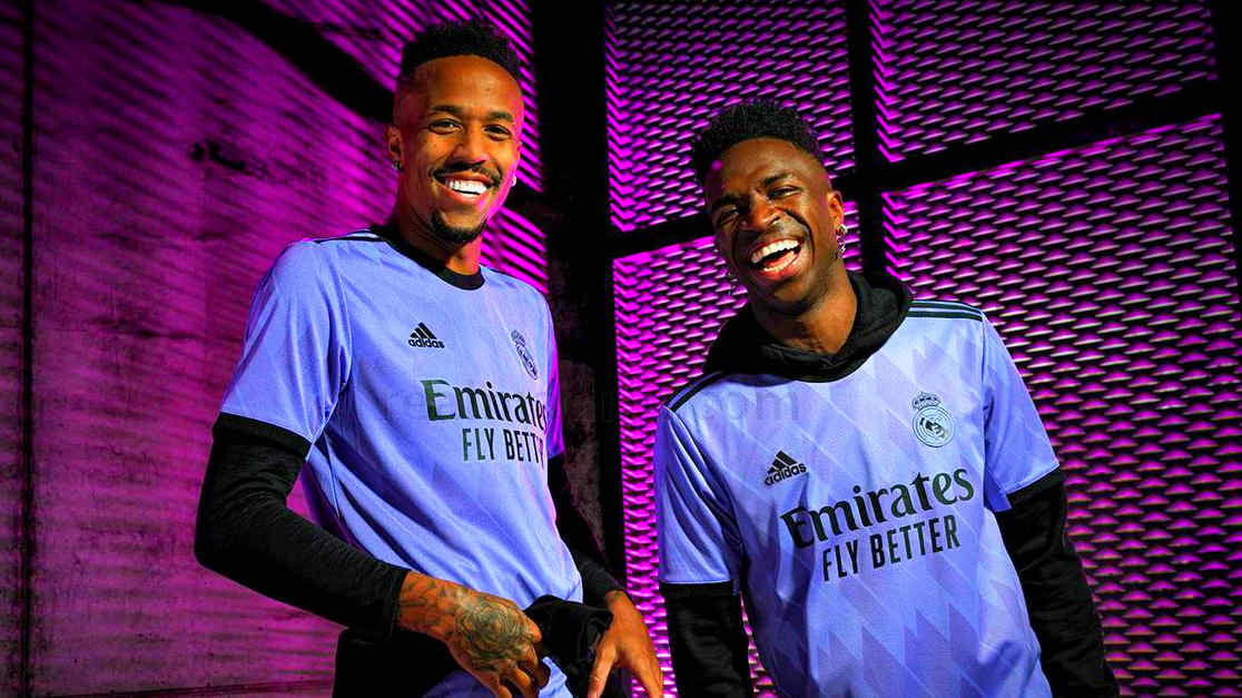 real-madrid-new-jersey-a-long-line-of-purple-classics (4).jpg