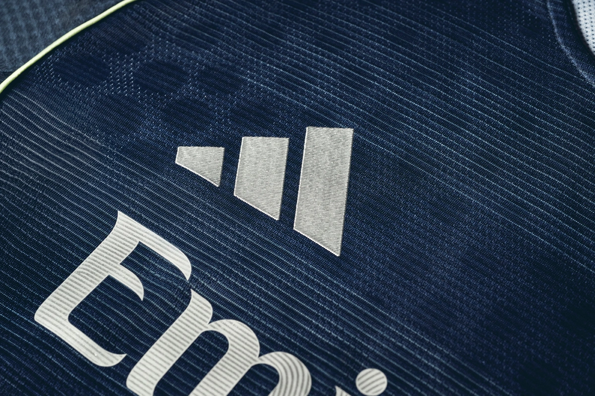 Real Madrid Away Soccer Jersey Replica 2025/26