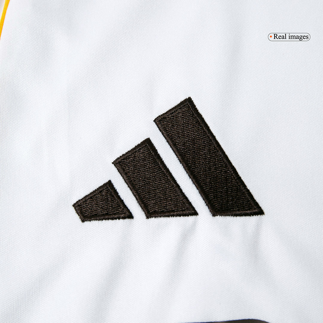 Real Madrid MODRIĆ Special #10 Home Soccer Fan Jersey 2025/26 Special - Pro Jersey Shop