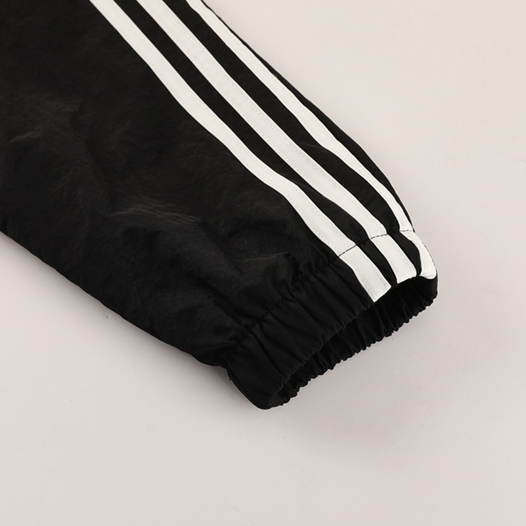 Manchester United Windbreaker Jacket 2025/26 - Black - Pro Jersey Shop